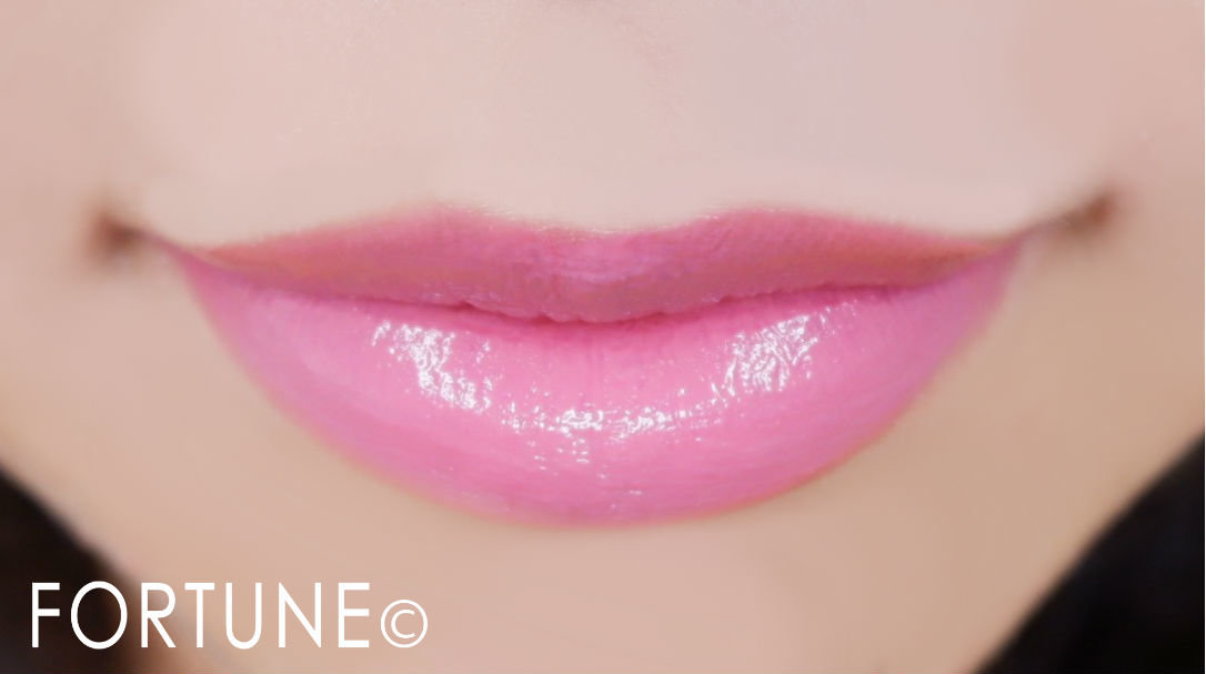 マックイーンニューヨーク「クリーミー リップ ティント」　#01魔力（ライトピンク）