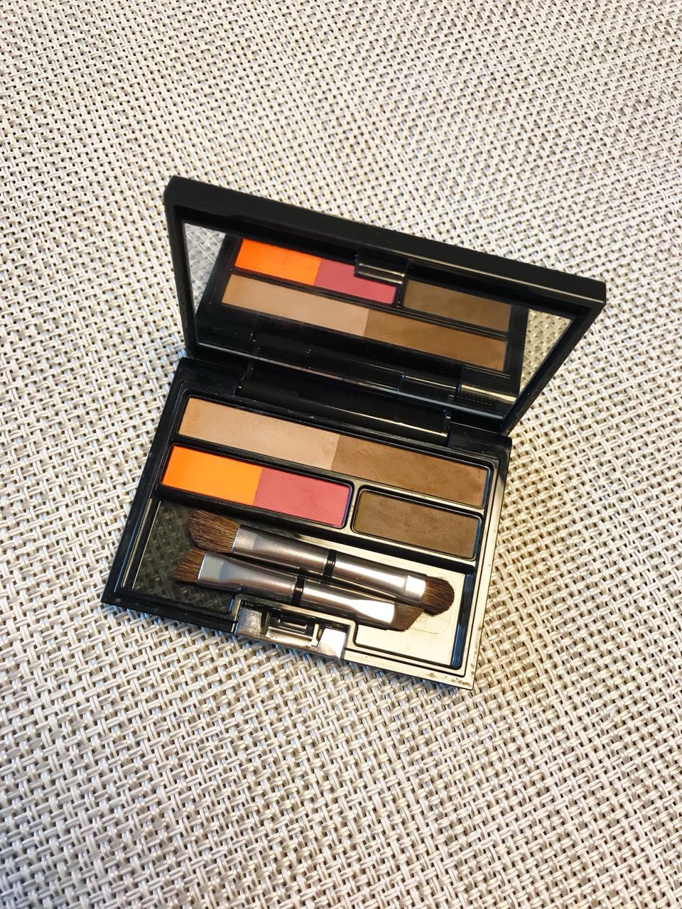 アイブロウパウダー　イプサ アイブロウクリエイティブパレット