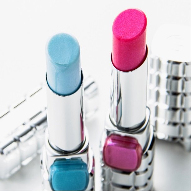 ロレアルパリ　2018夏　新作コスメ　シャインオン　新色　ホロシャイン　リップスティック