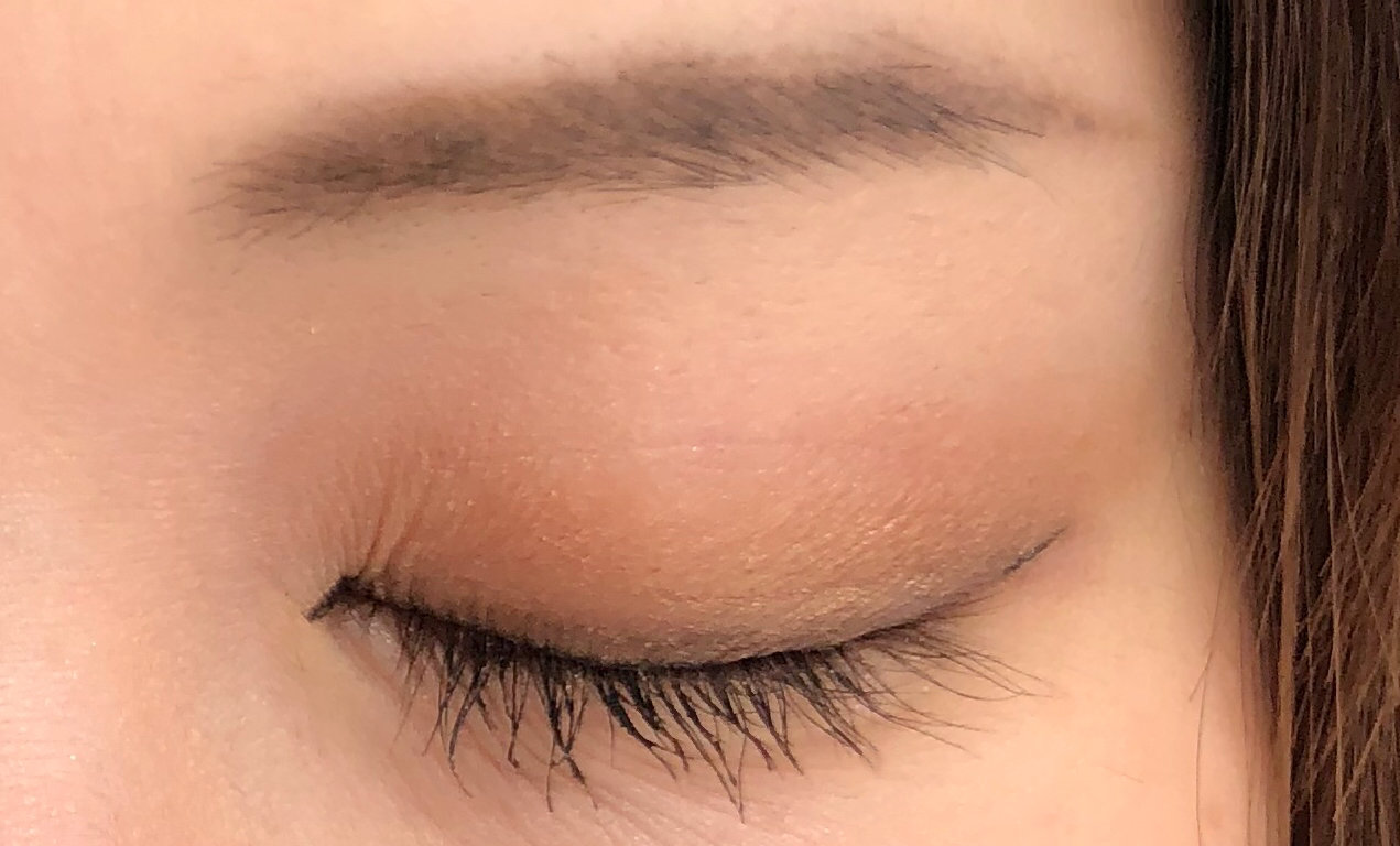 自撮り アイメイク ナチュラル　Visee　ヴィセ ヌーディリッチ アイズ BE-2