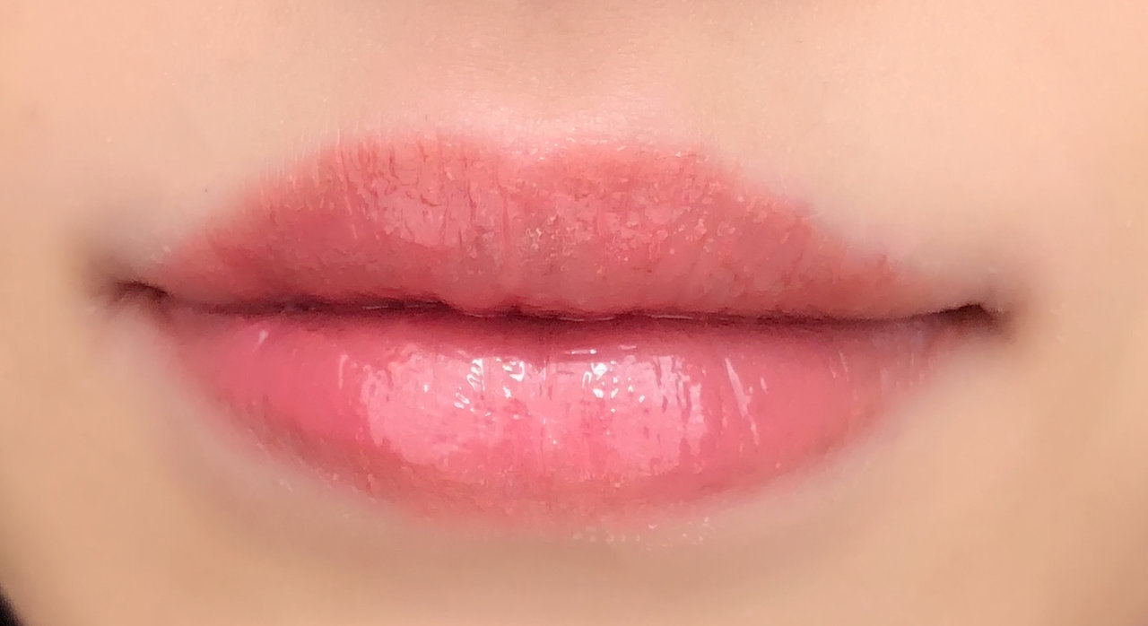 自撮り リップ ピンク　レブロン バーム ステイン 065