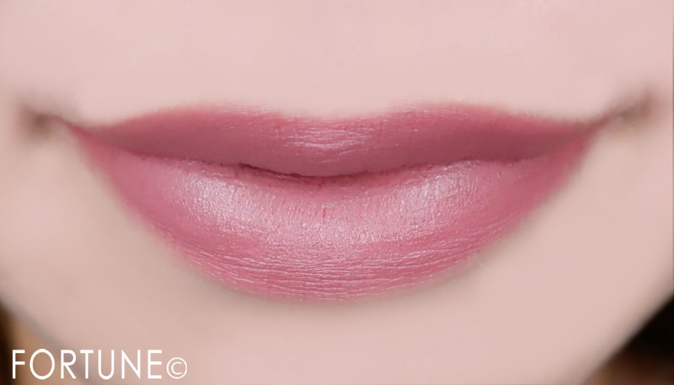 ボビイ ブラウン リュクス マット リップ カラー 04