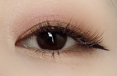 自撮り　フラロッソ　インテンソアイシャドウ