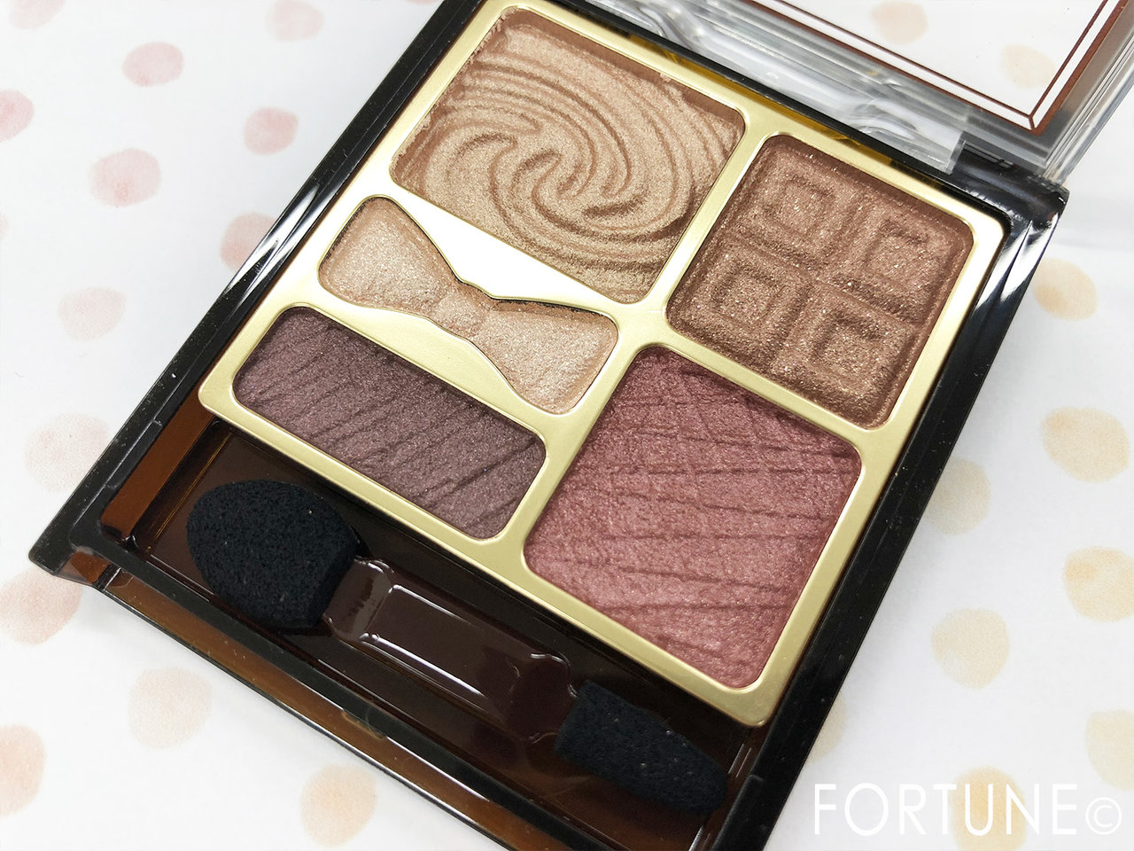 スウィーツスウィーツ　2018秋新作　ボルドー系カラー「プレミアムガトーシャドウ」07カシスブラウン