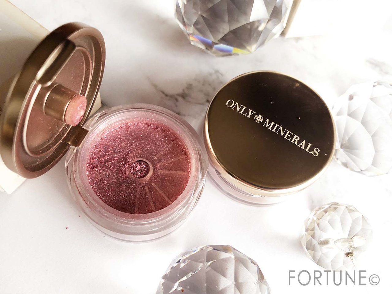 オンリーミネラル 2018秋新作　ミネラルピグメント新色　定番色　パッケージ