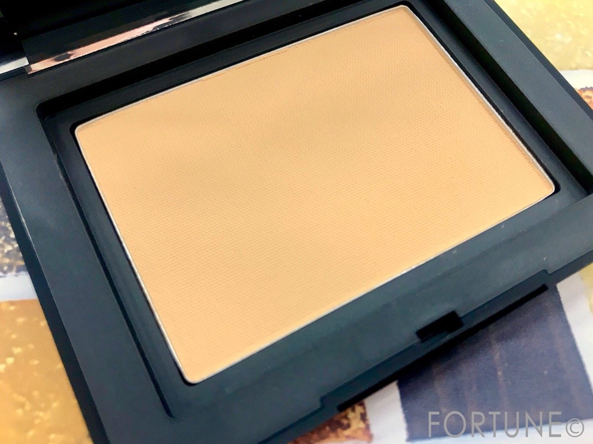 ナーズ ソフトベルベットプレストパウダー