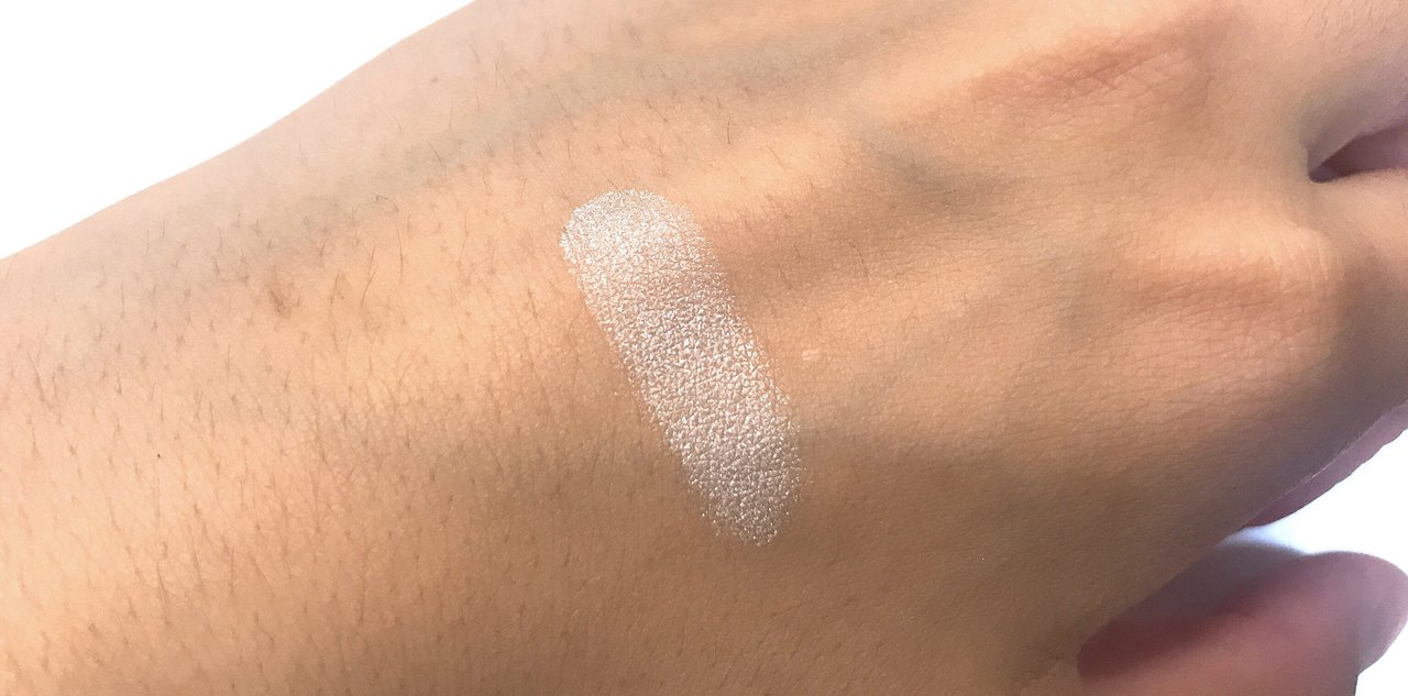 自撮り【ADDICTION】ザアイシャドウ『Rain』