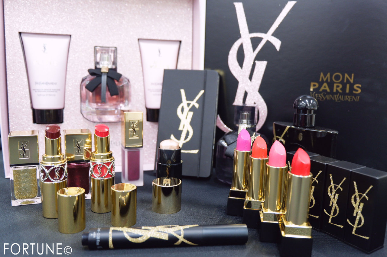 YSL　ノエル ルック2018「GOLD ATTRACTION」