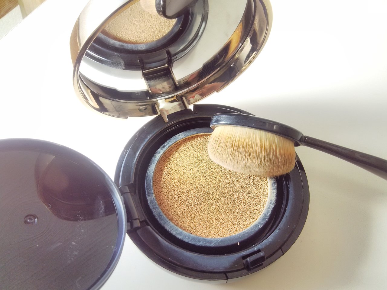 ミシャ　クッションファンデーション　ブラシ