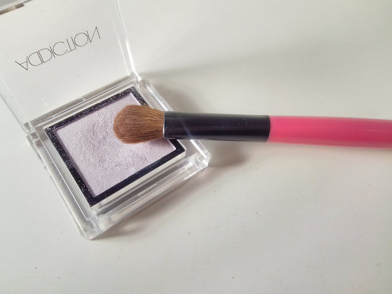 セリア　アイシャドウブラシ