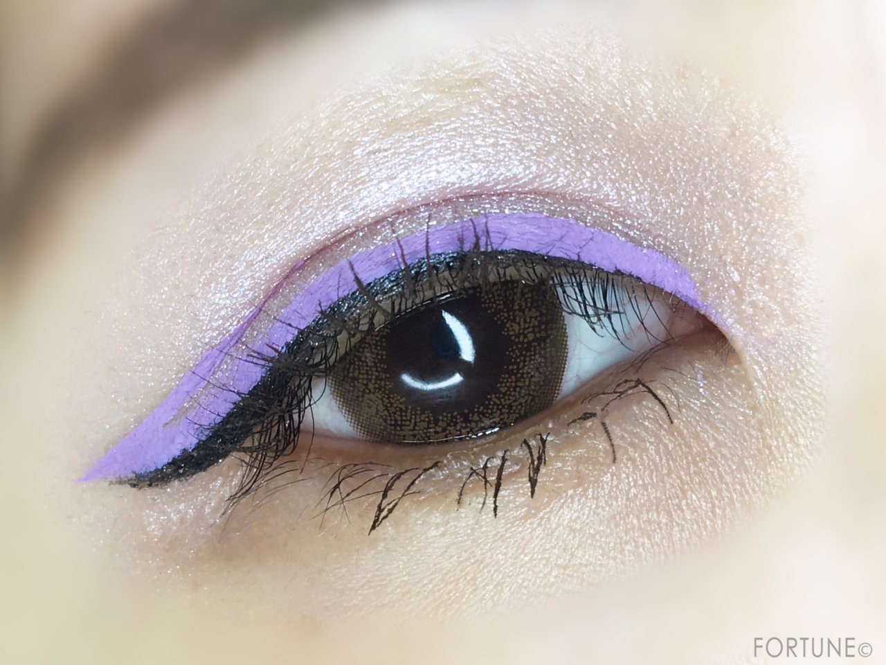 NYX（ニックス）ビビッドブライト アイライナー