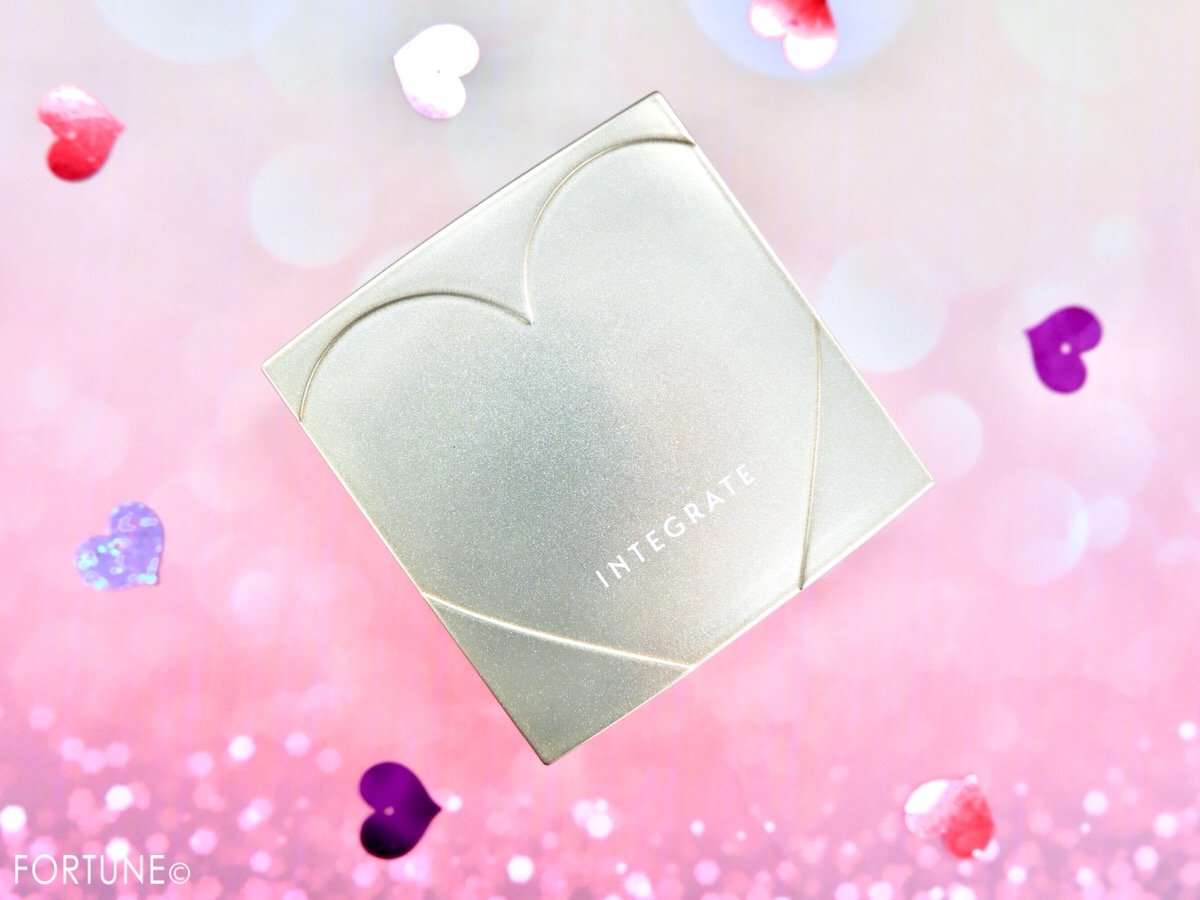 「インテグレート　プロフィニッシュファンデーション　特製セット　Ⅲ」　限定コンパクトケース