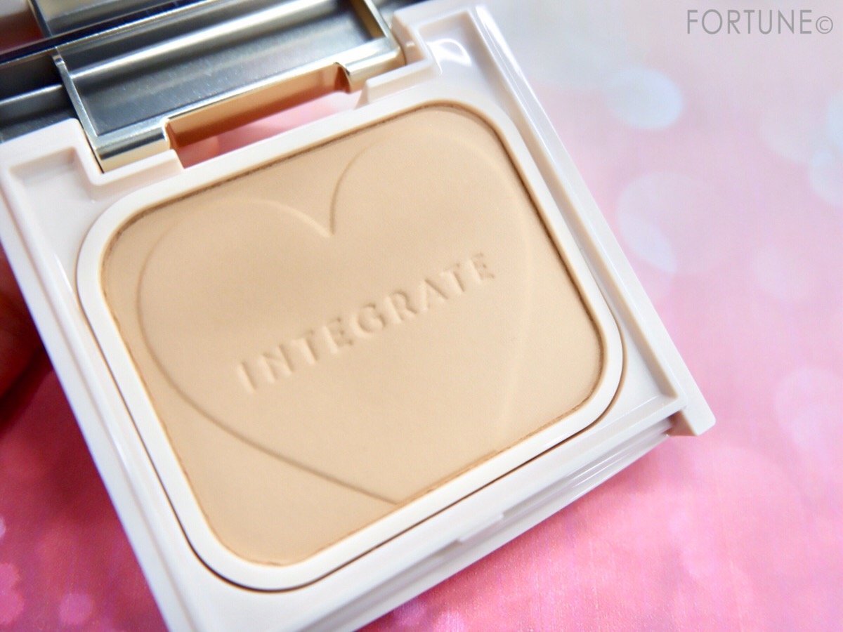 「インテグレート　プロフィニッシュファンデーション　特製セット　Ⅲ」　オークル20　色味