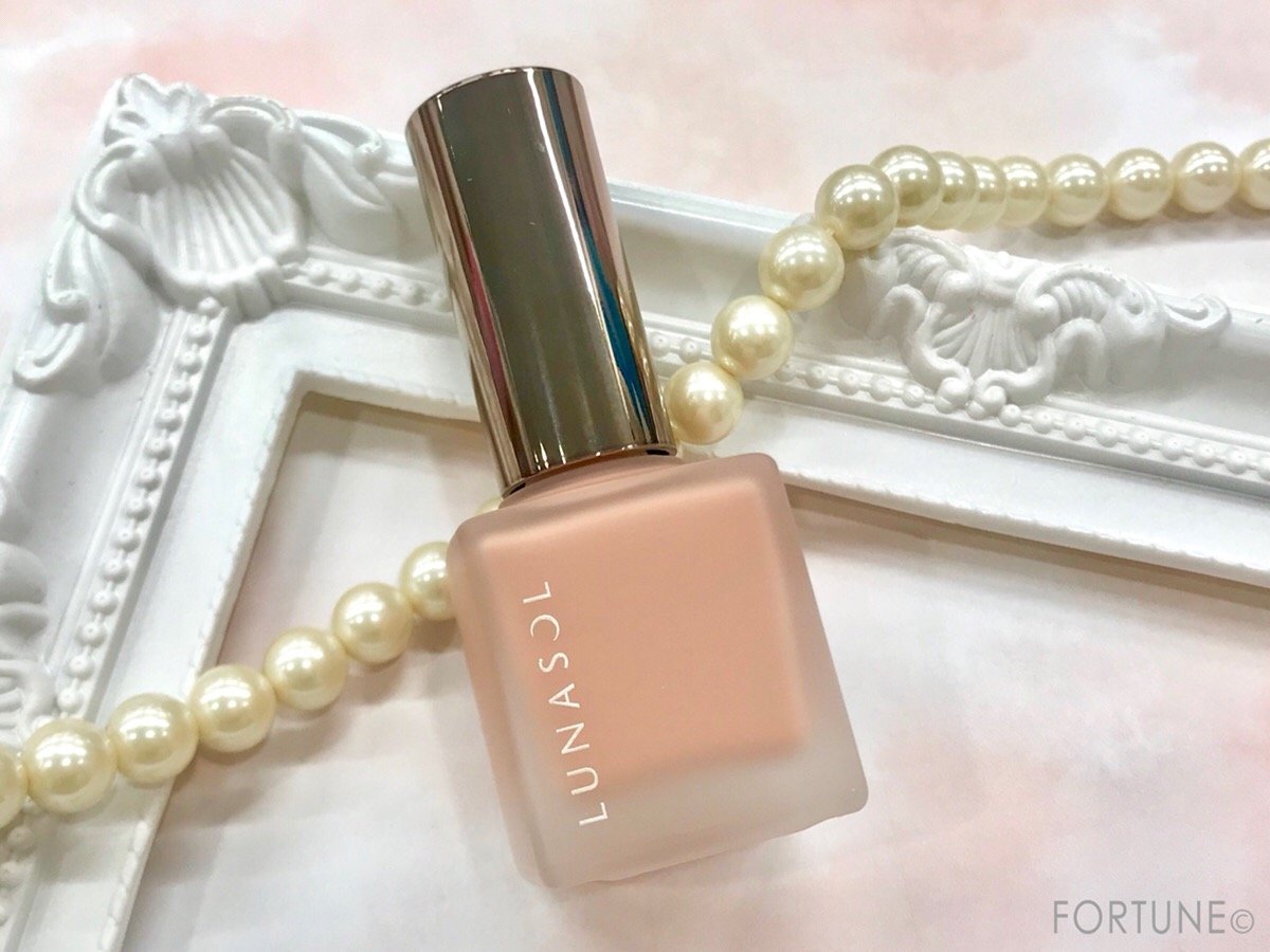 ルナソル　The Beige　ネイルフィニッシュN　EX82 Frost Beige