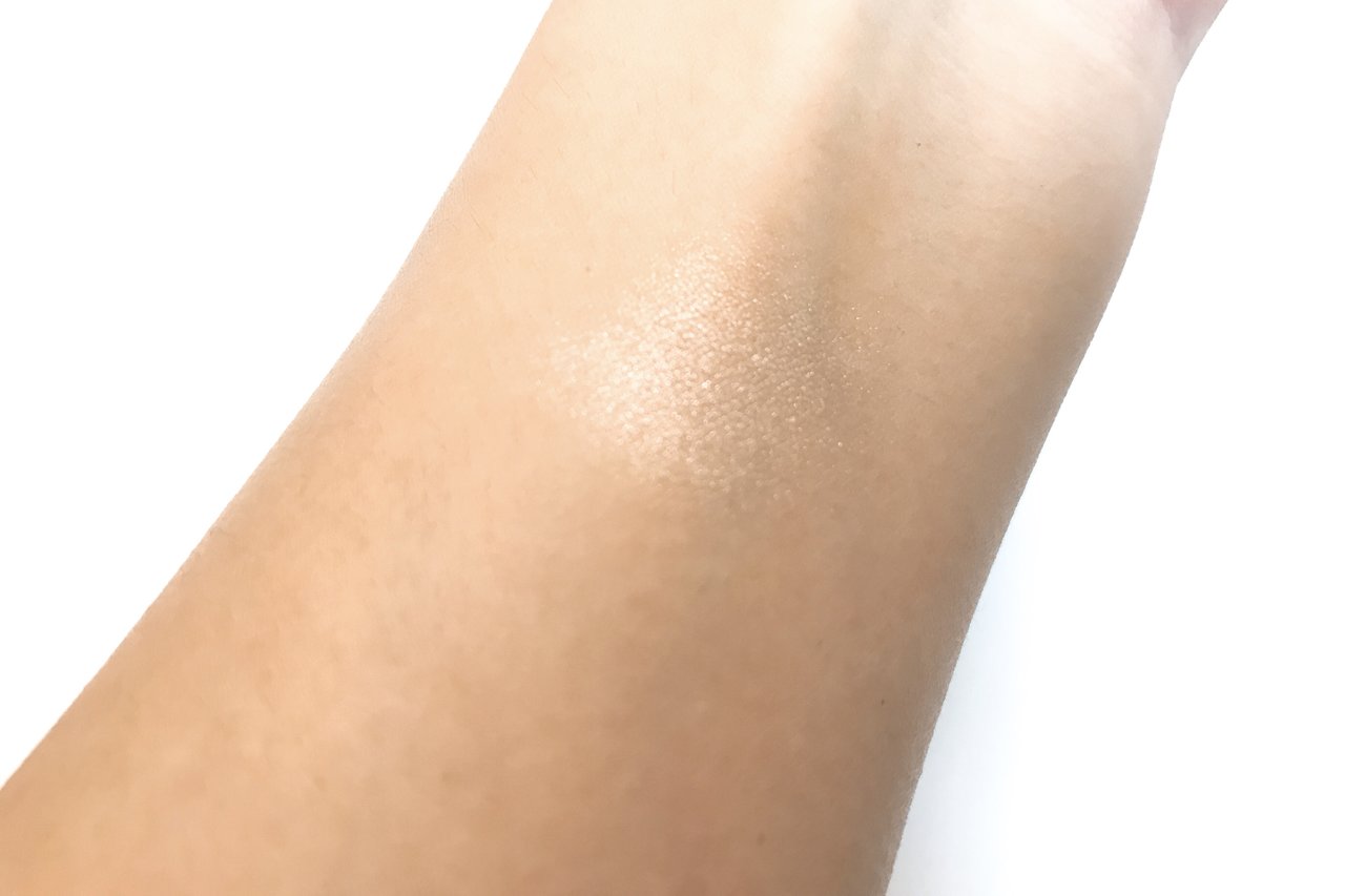 自撮り 【NARS】ホリデーコレクション『ハイライティングパウダー 5220』