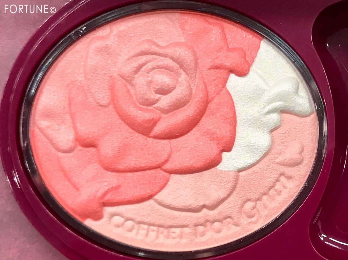 コフレドール グラン　「ライブリーアップチークス」　 02 コーラル