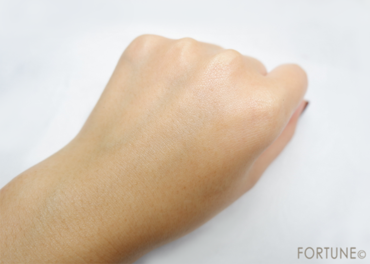 フローラノーティス　ジルスチュアート　ボディオイル＆ボディミルク　ホワイトローズ　付け心地