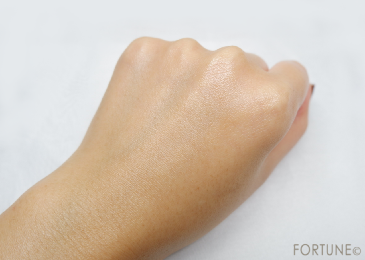 フローラノーティス　ジルスチュアート　ボディオイル　ホワイトローズ　付け心地