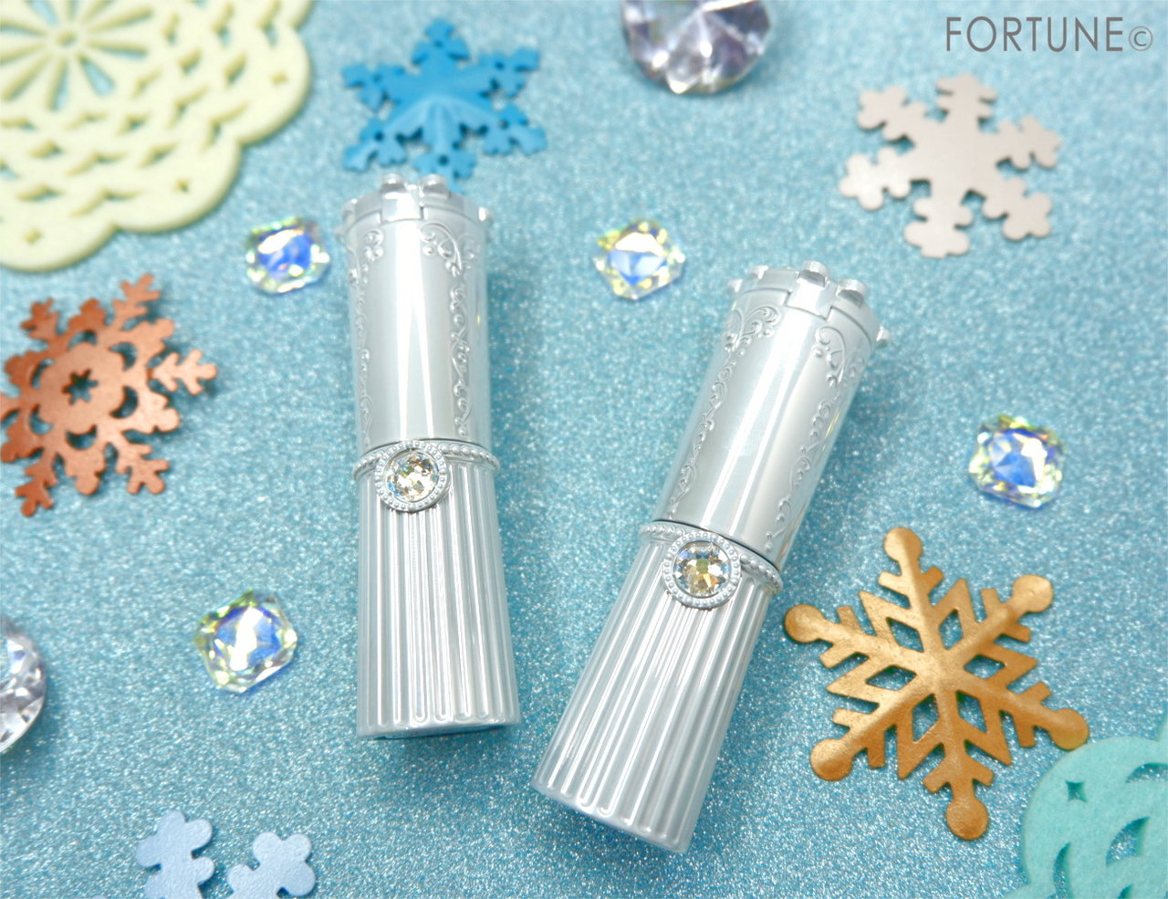 ジルスチュアート2018冬新作クリスマスコフレ「トゥインクルグロウ マルチスティック」