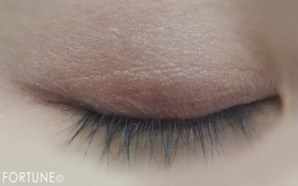 「ジ・アイシャドウ クワッド」146メイクパターン