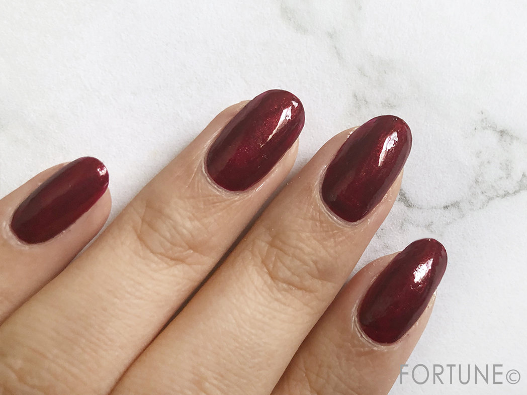 ジーニッシュマニキュア限定色「37 ベルベット」使用感