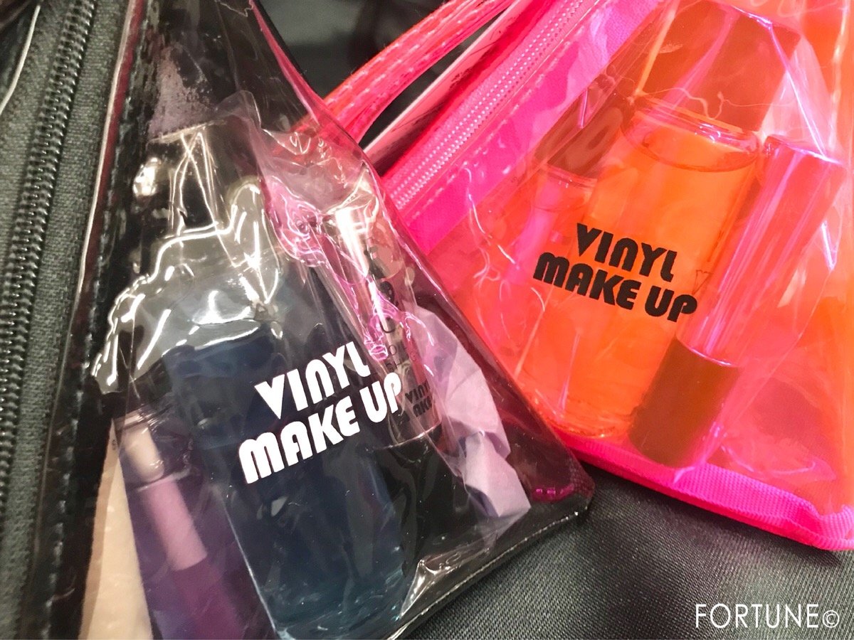 コスメティック プレス第3弾「ビニールメイクアップ」