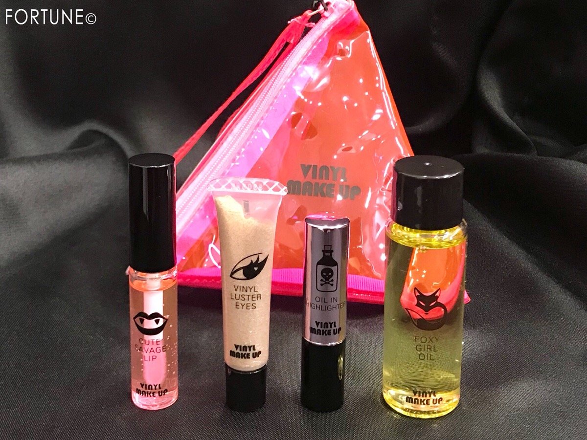 「ビニールメイクアップ」ピンクコフレ