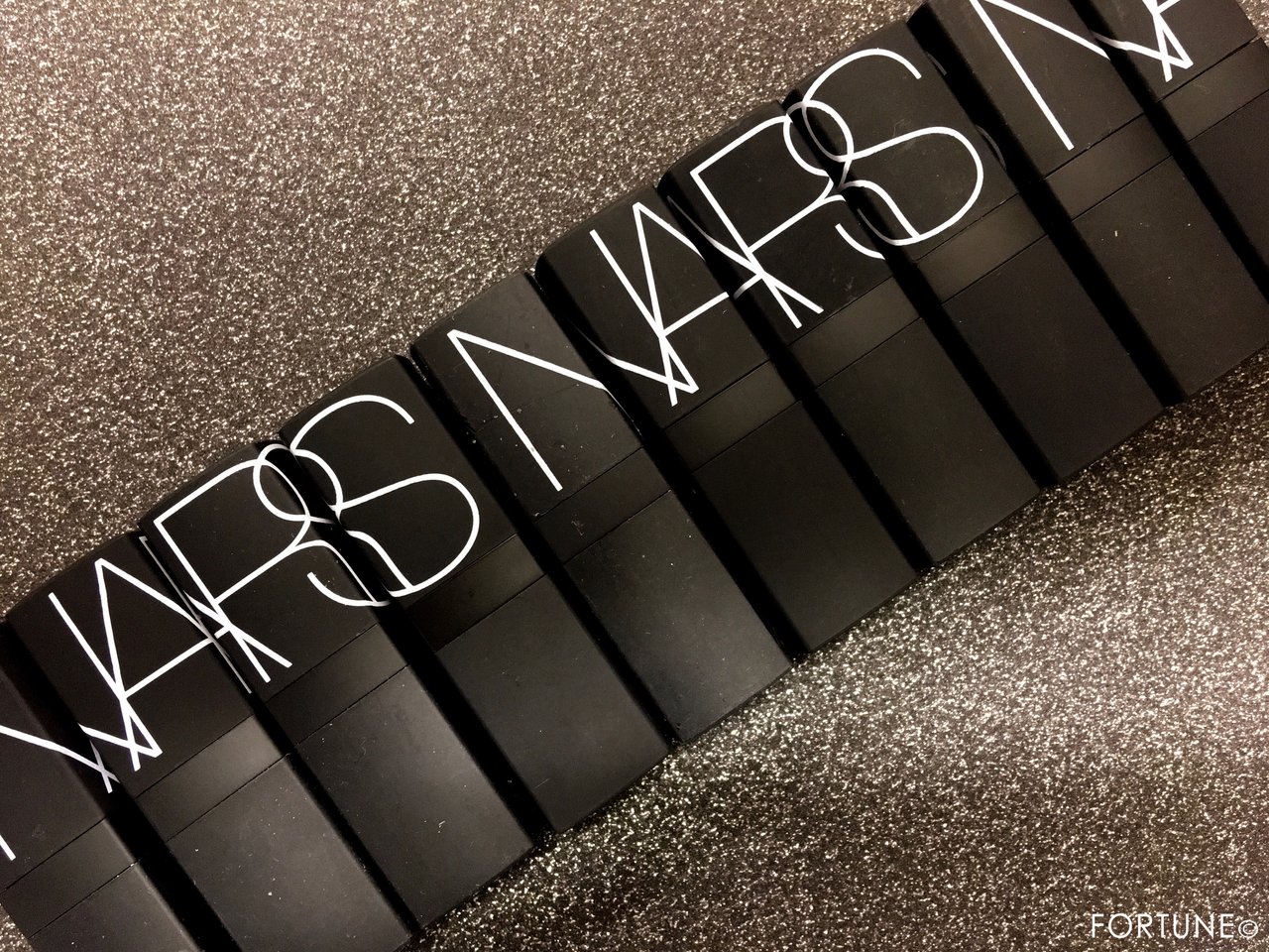 NARS（ナーズ）リップスティック／セミマット