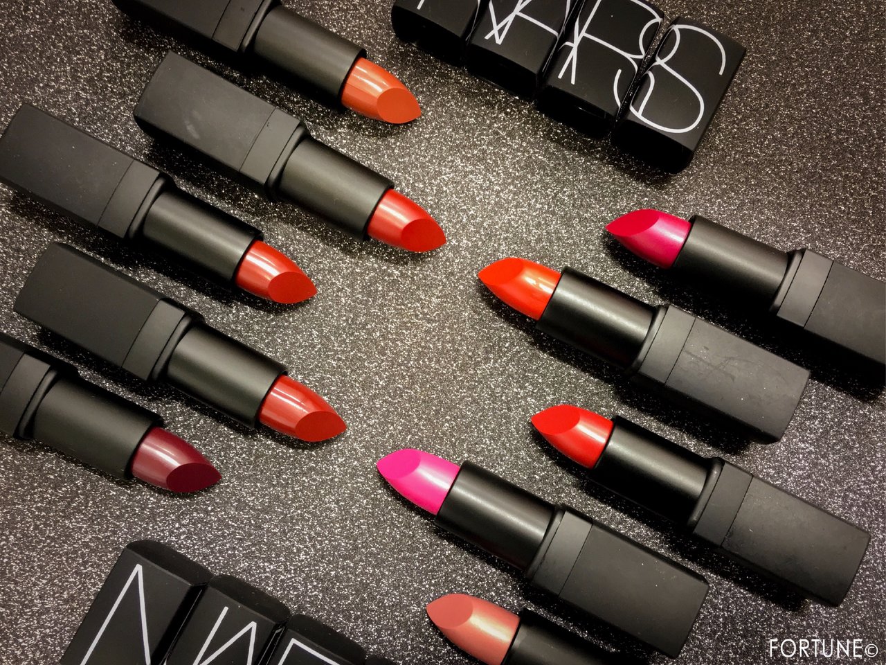 NARS（ナーズ）リップスティック／セミマット