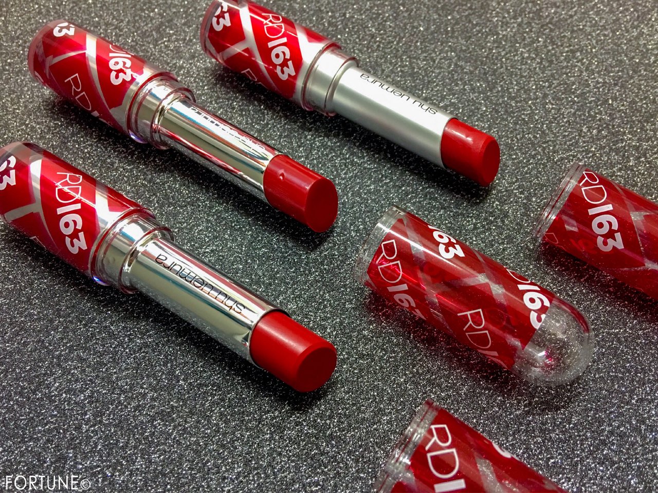 シュウ ウエムラ 2019春新作リップ 「ルージュ アンリミテッド 」RD163