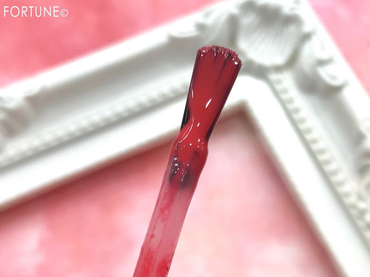 YSL「ラ ラッククチュール」新色・限定色　No.111　コライユ サンギュリエ