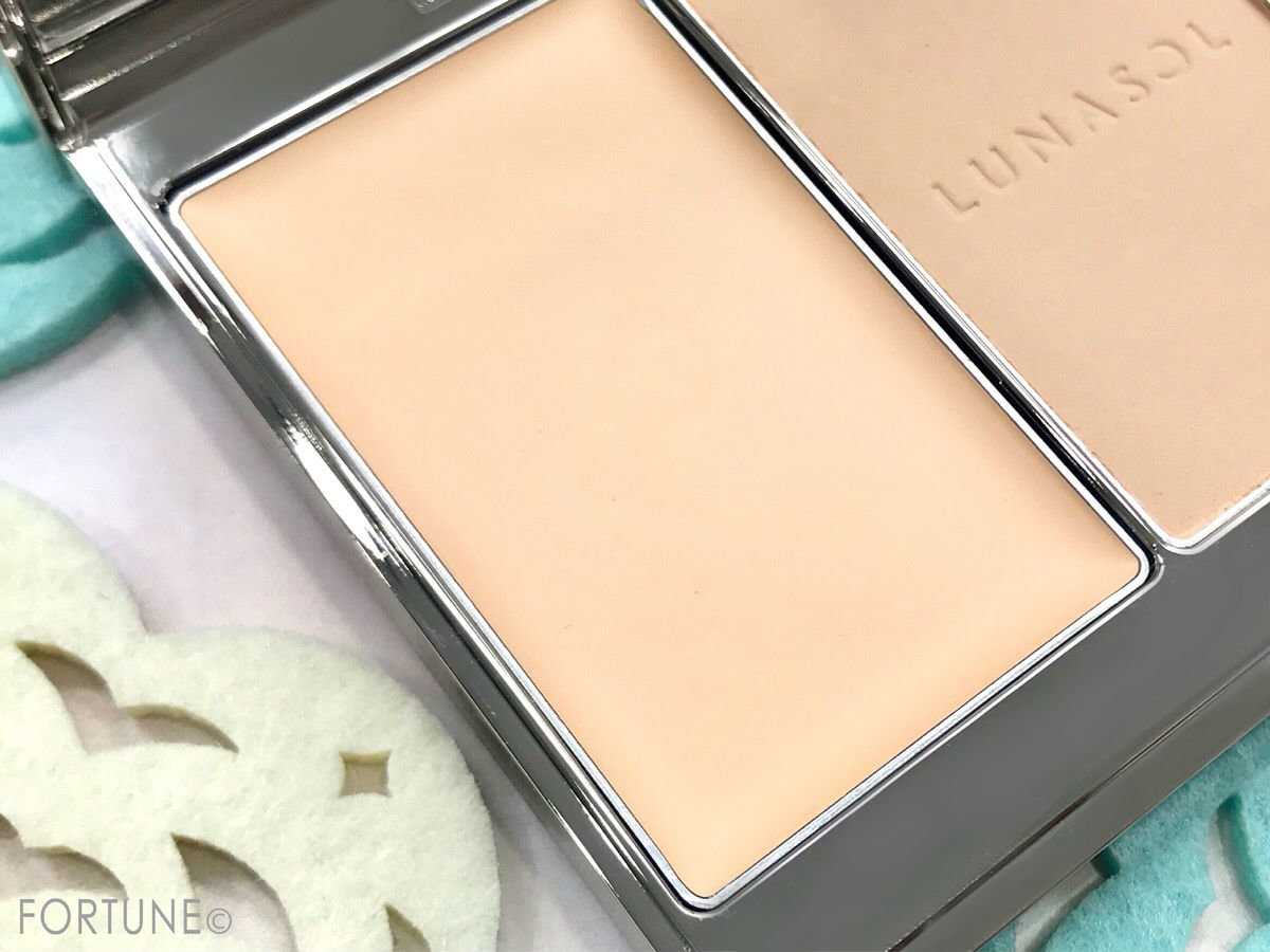 ルナソル「グロウイングヴェールフィニッシュ」　プライマー（01 Lucent）　