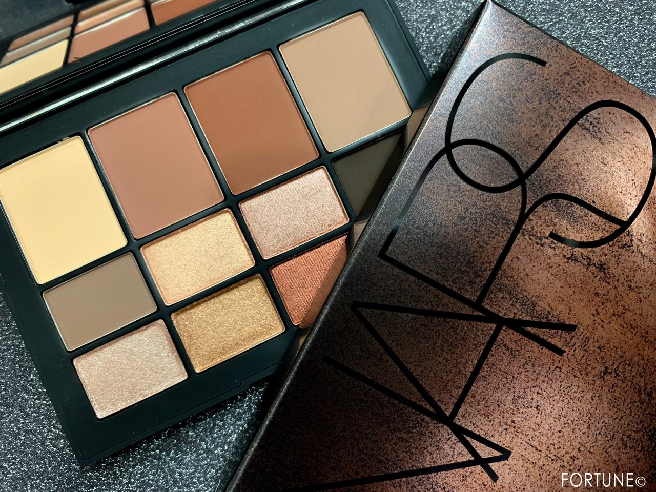 NARS（ナーズ）2019春新作 スキンディープ アイパレット