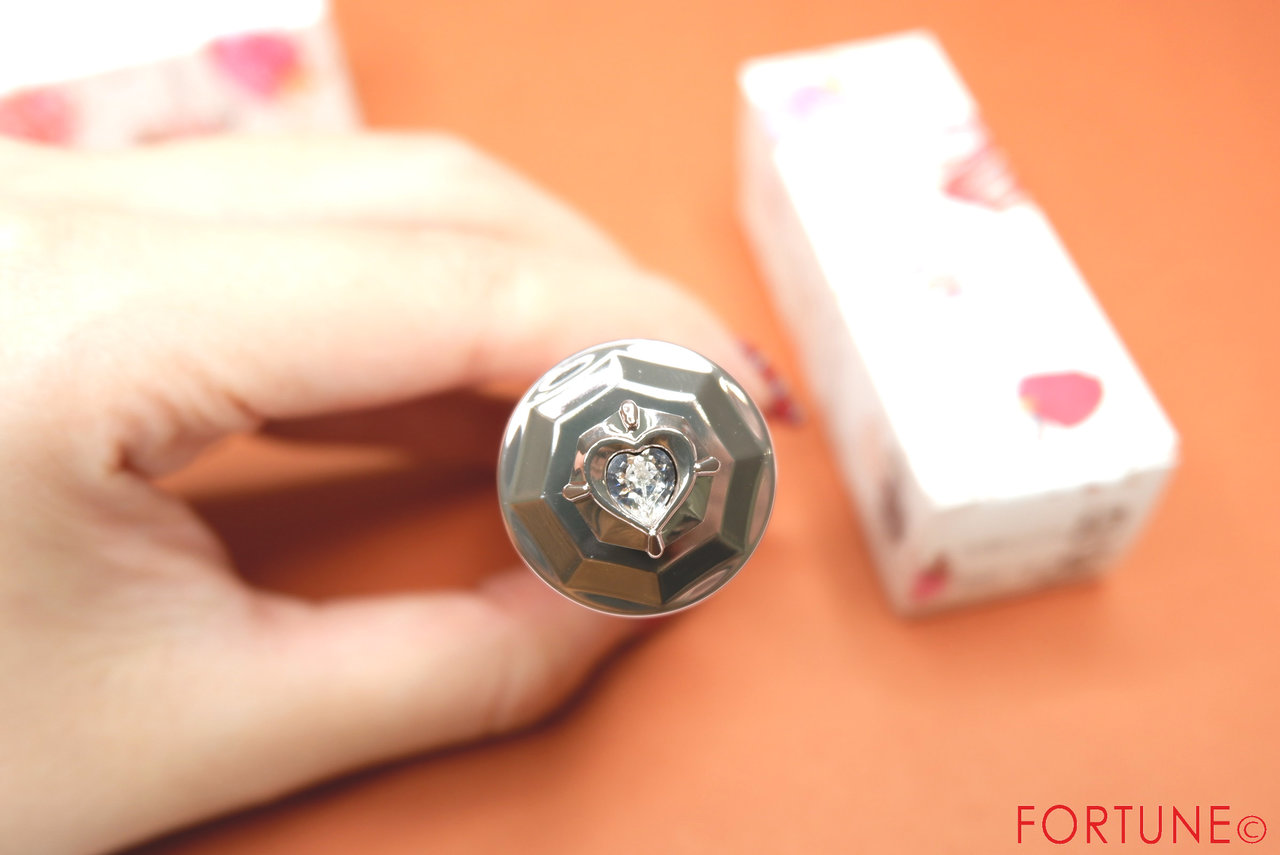 ジルスチュアート ストロベリースイーツ ネイルズ　バレンタインコレクション