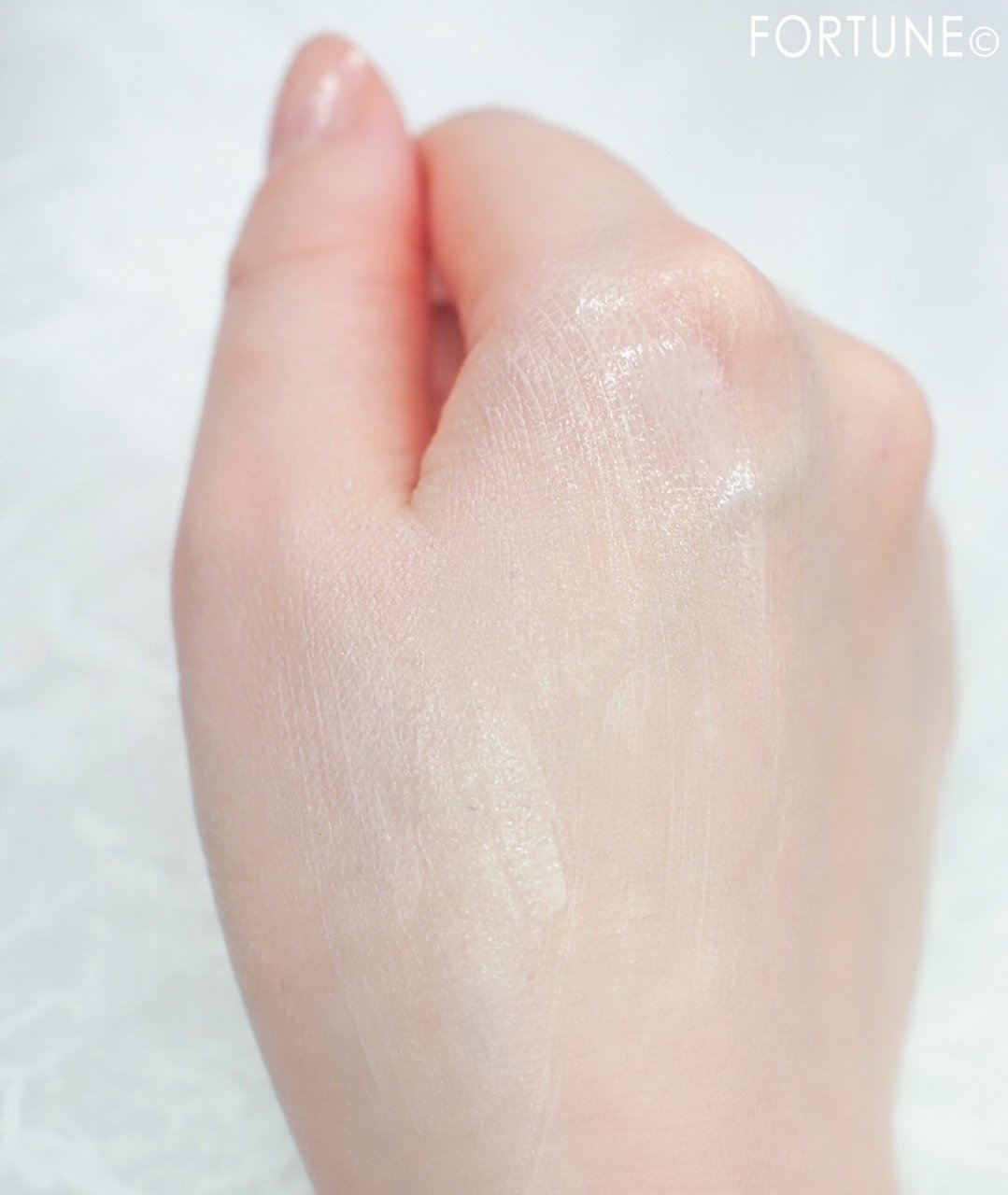 ストロベリー ハンドクリーム スウォッチ