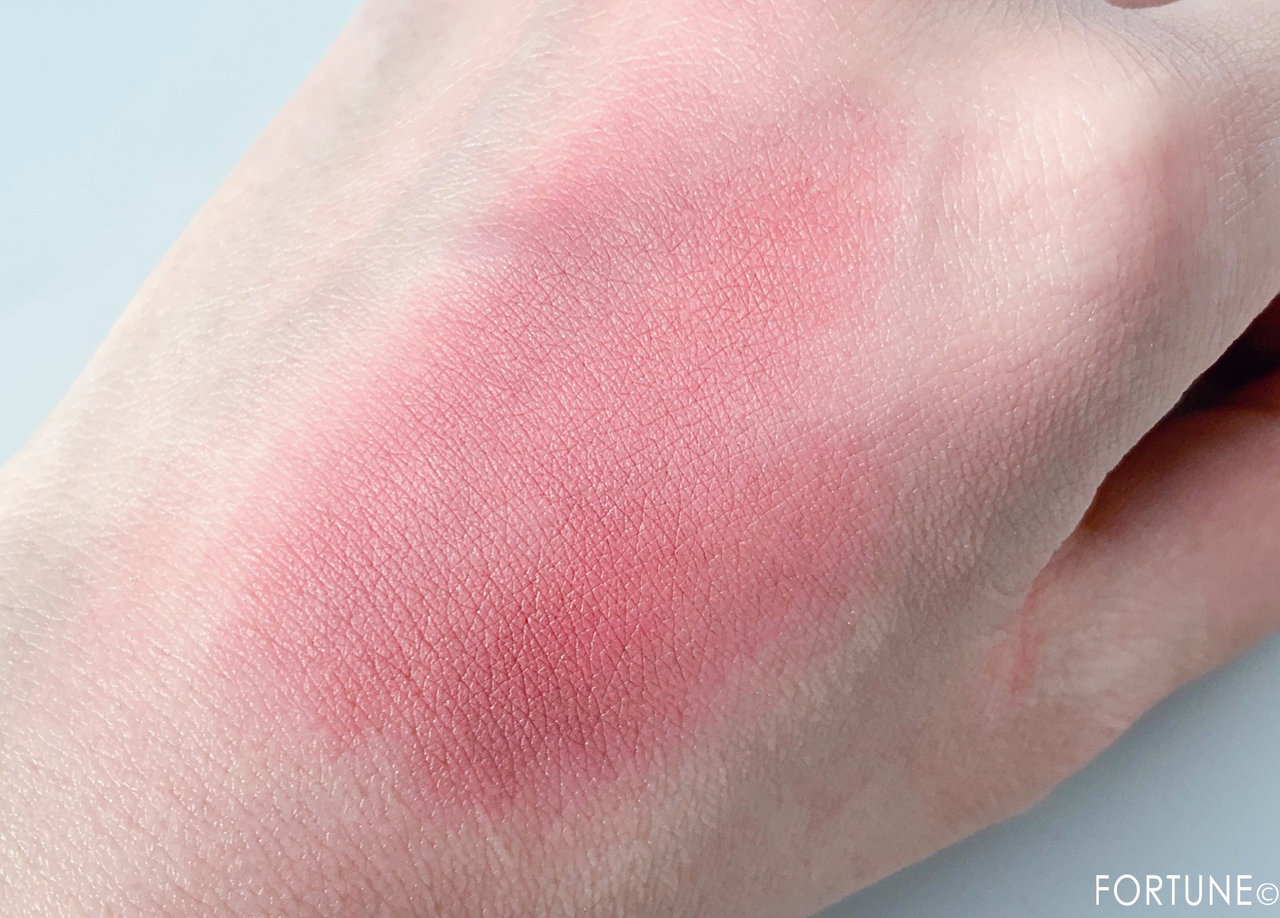 キャンメイク クラシックマットアイズ 03