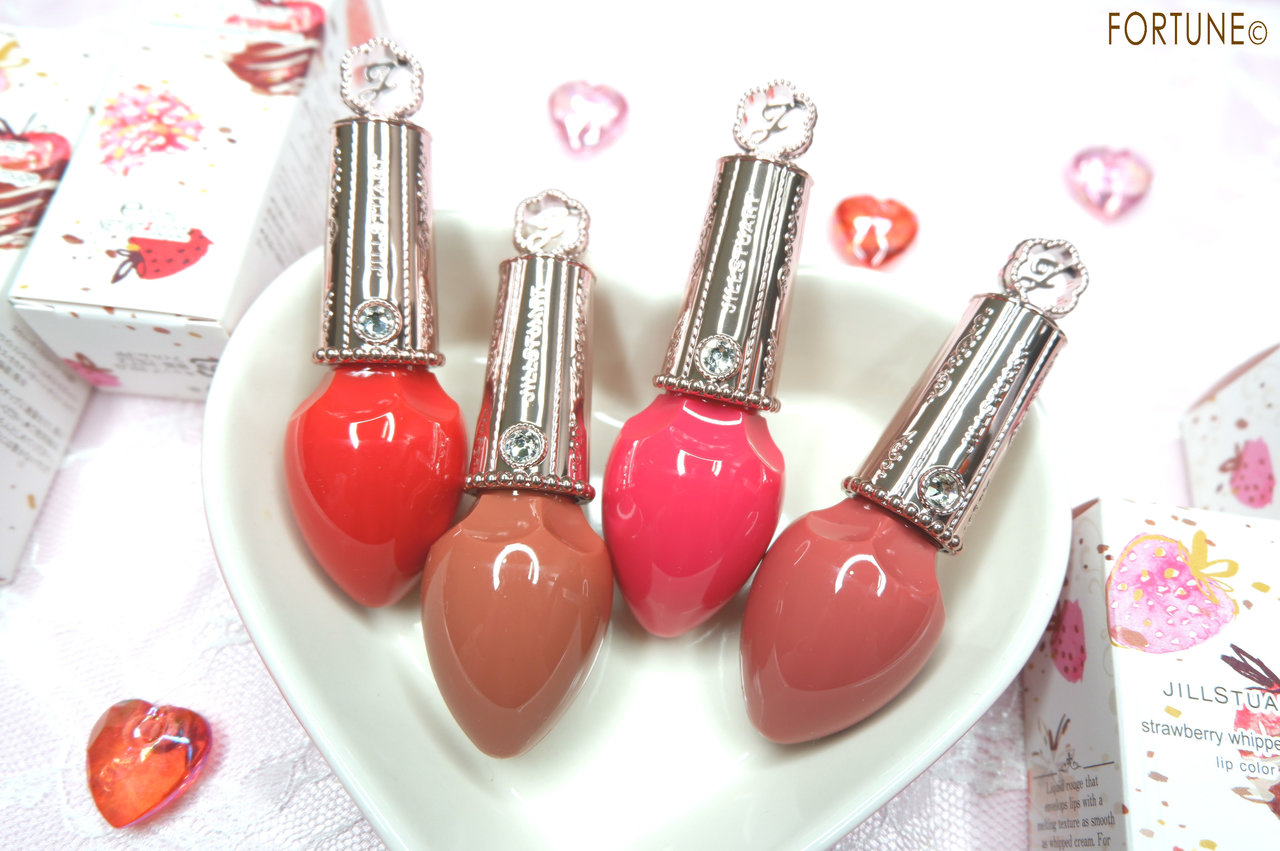 バレンタインコレクション　ジルスチュアート ストロベリーホイップ ルージュ