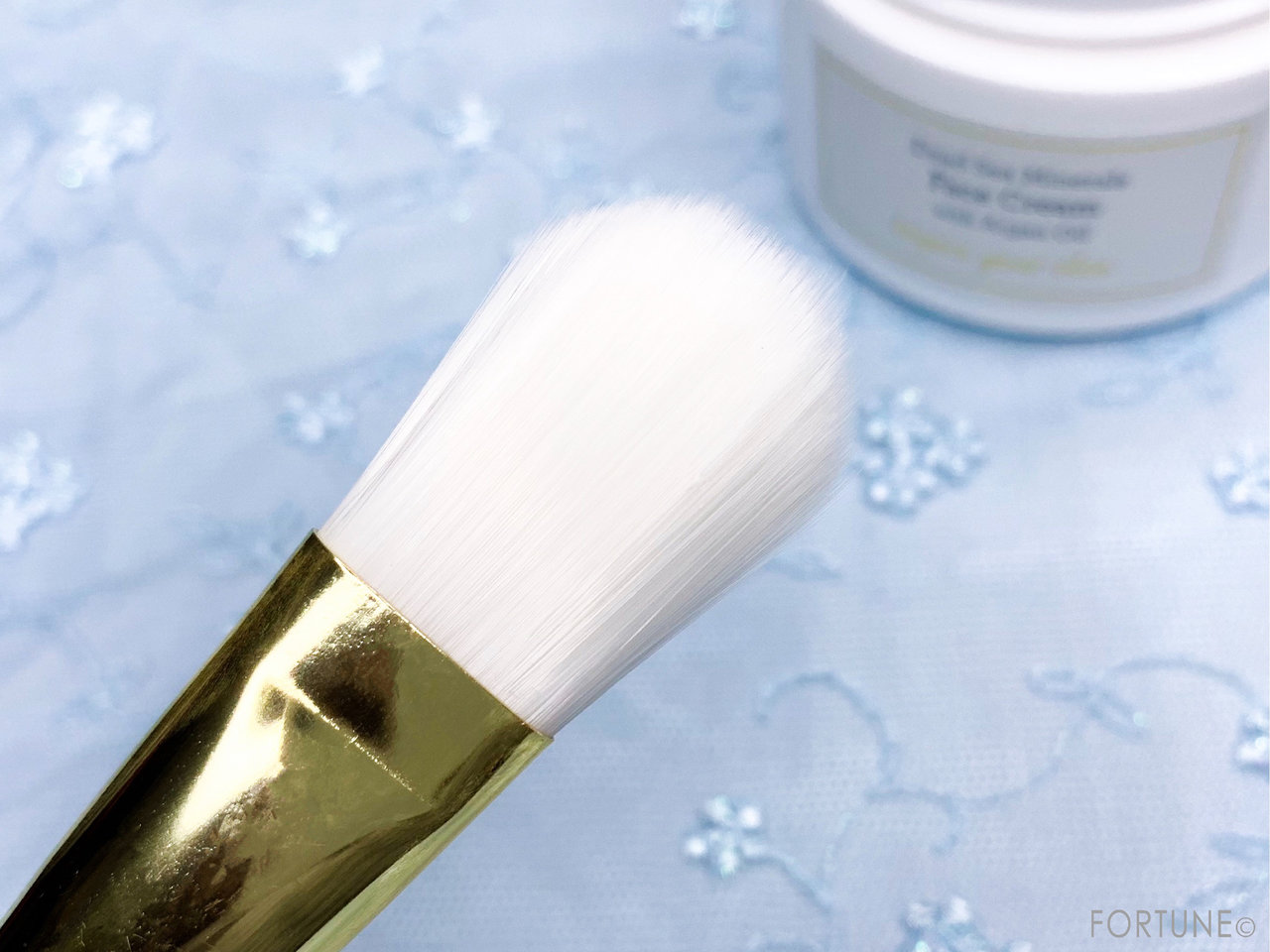 ラリン デッドシーミネラルズ フェイスクリーム フェイシャルブラシ