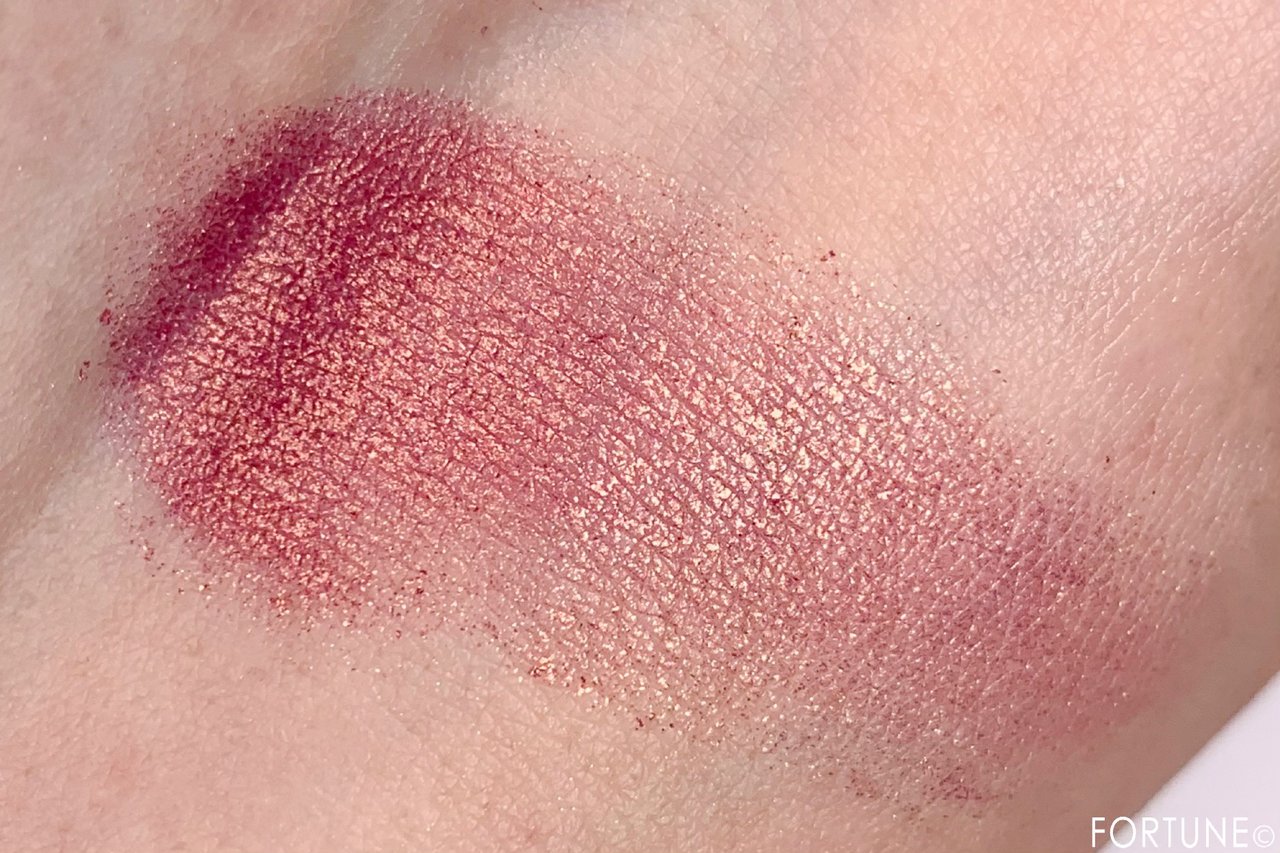 M·A·C カーニバル「ピグメント」ローズ