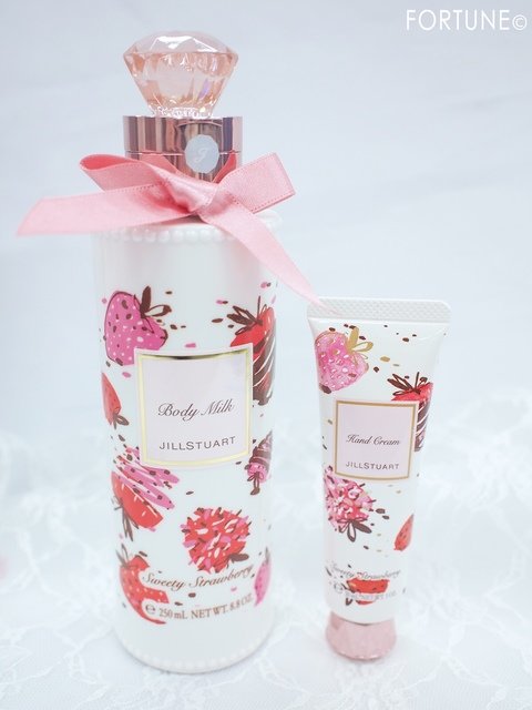 ジルスチュアート ストロベリー