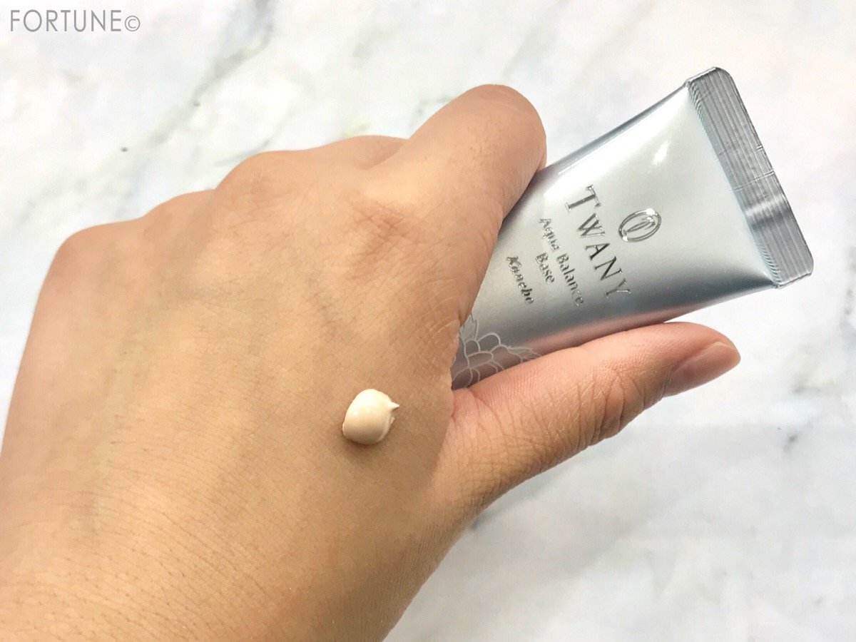 トワニー アクアバランス ベース