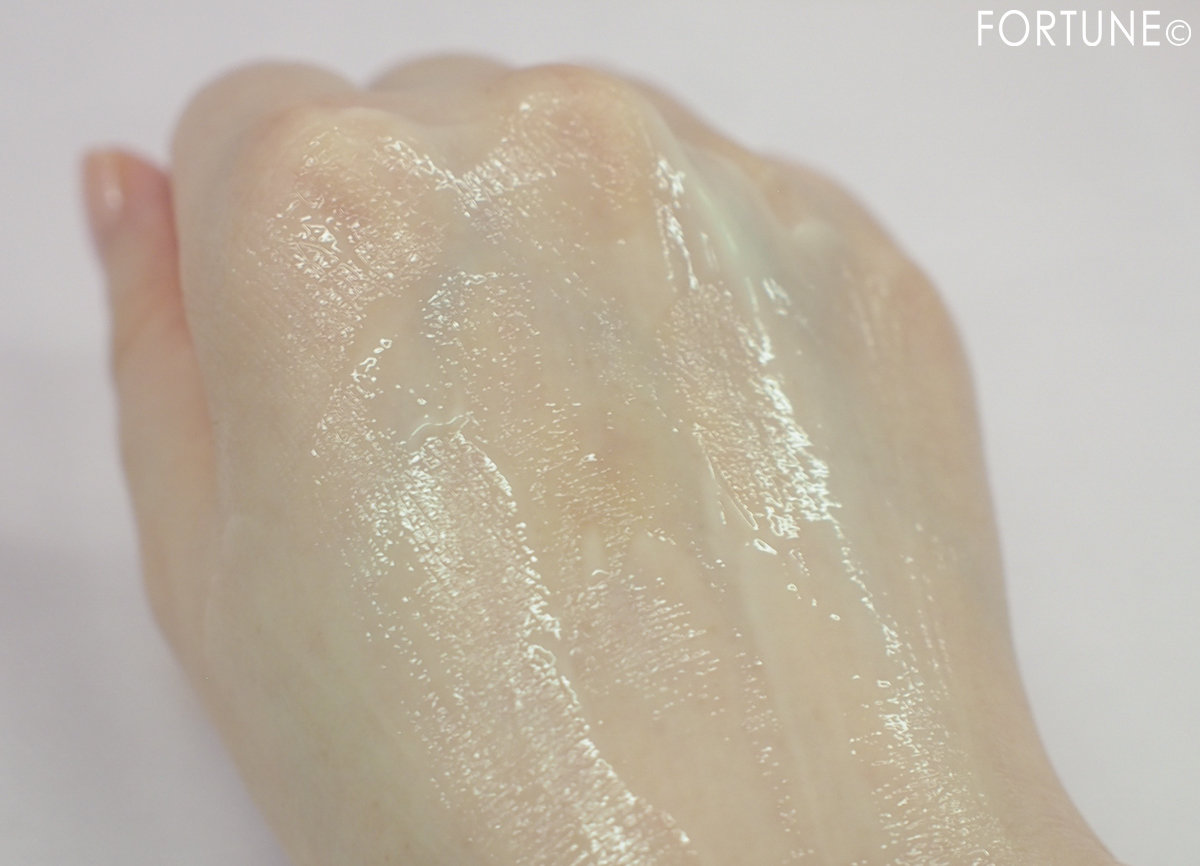 ベネフィアンス「リンクル スムージングクリーム」スウォッチ