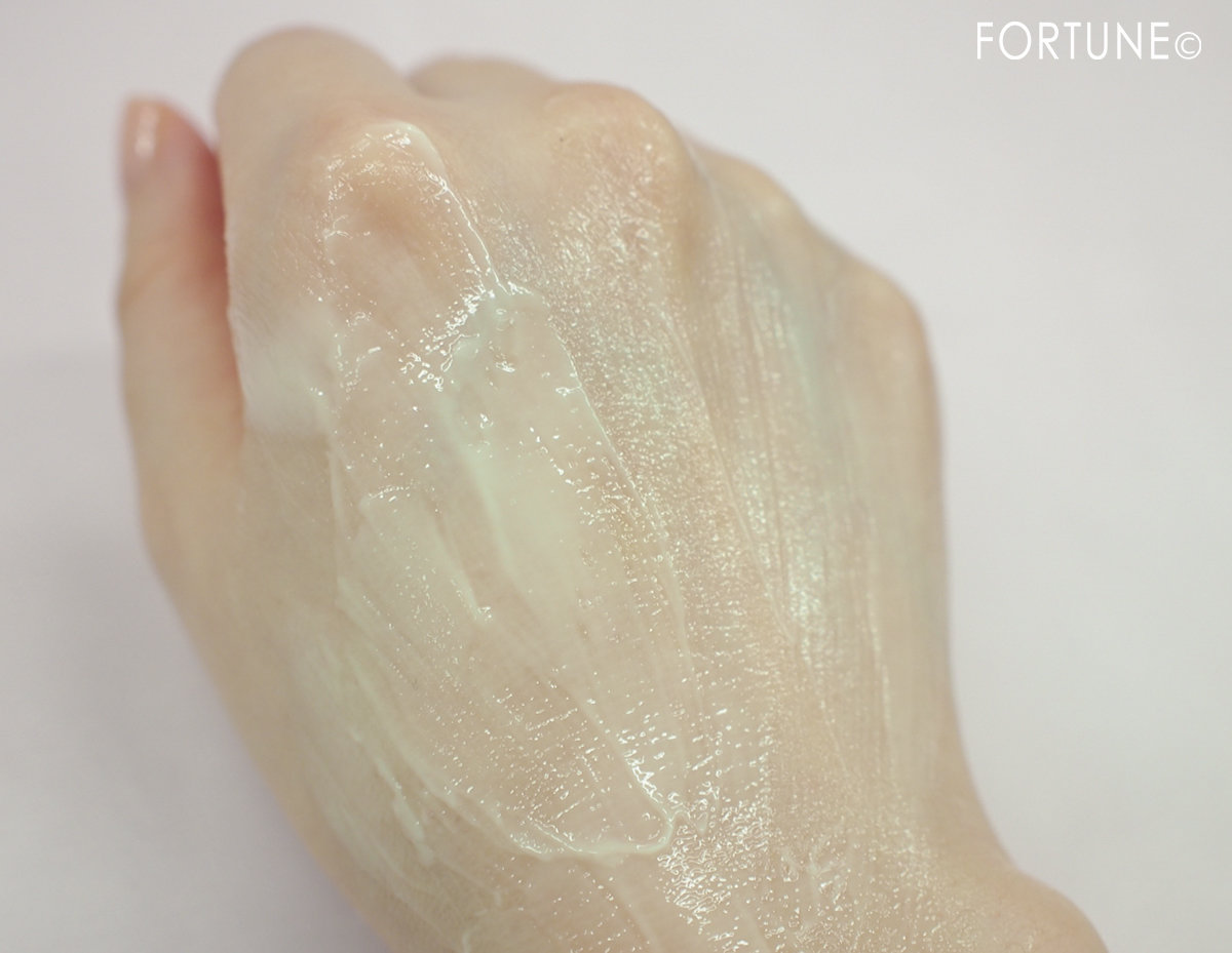 ベネフィアンス「リンクル スムージングクリーム エンリッチド」スウォッチ