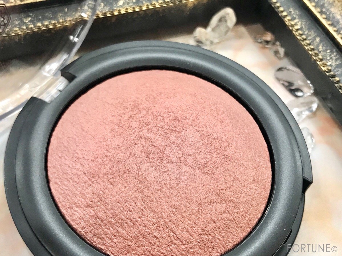 マリブビューティー「グロスチーク」　MBGL-06 ナチュラルモーヴ