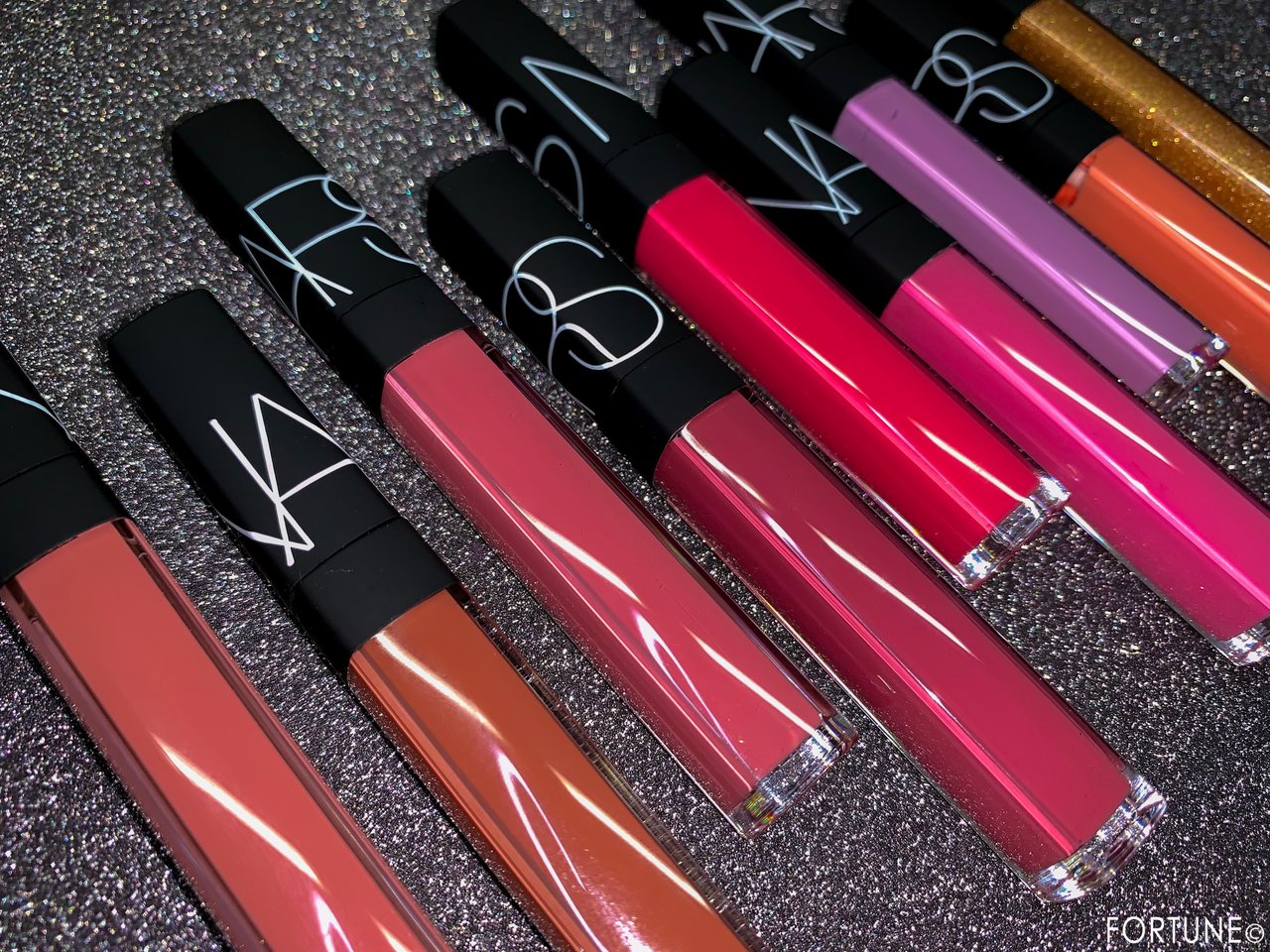 2019春新作 NARS（ナーズ）リップグロス N 新色