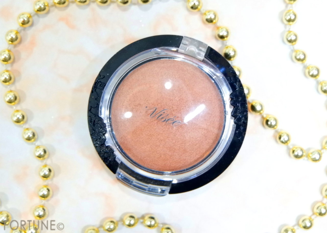 Visee（ヴィセ）「フォギーオン チークス BR301」