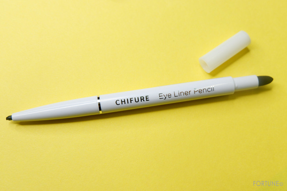 人気プチプラブランドのアイライナーを徹底比較！ちふれ「アイライナーペンシル くり出し式」