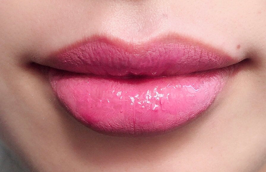 YSL(イヴ・サンローラン)　ヴォリュプテ ティントインオイル #14　リップ　ブルーベース　ブルべ肌