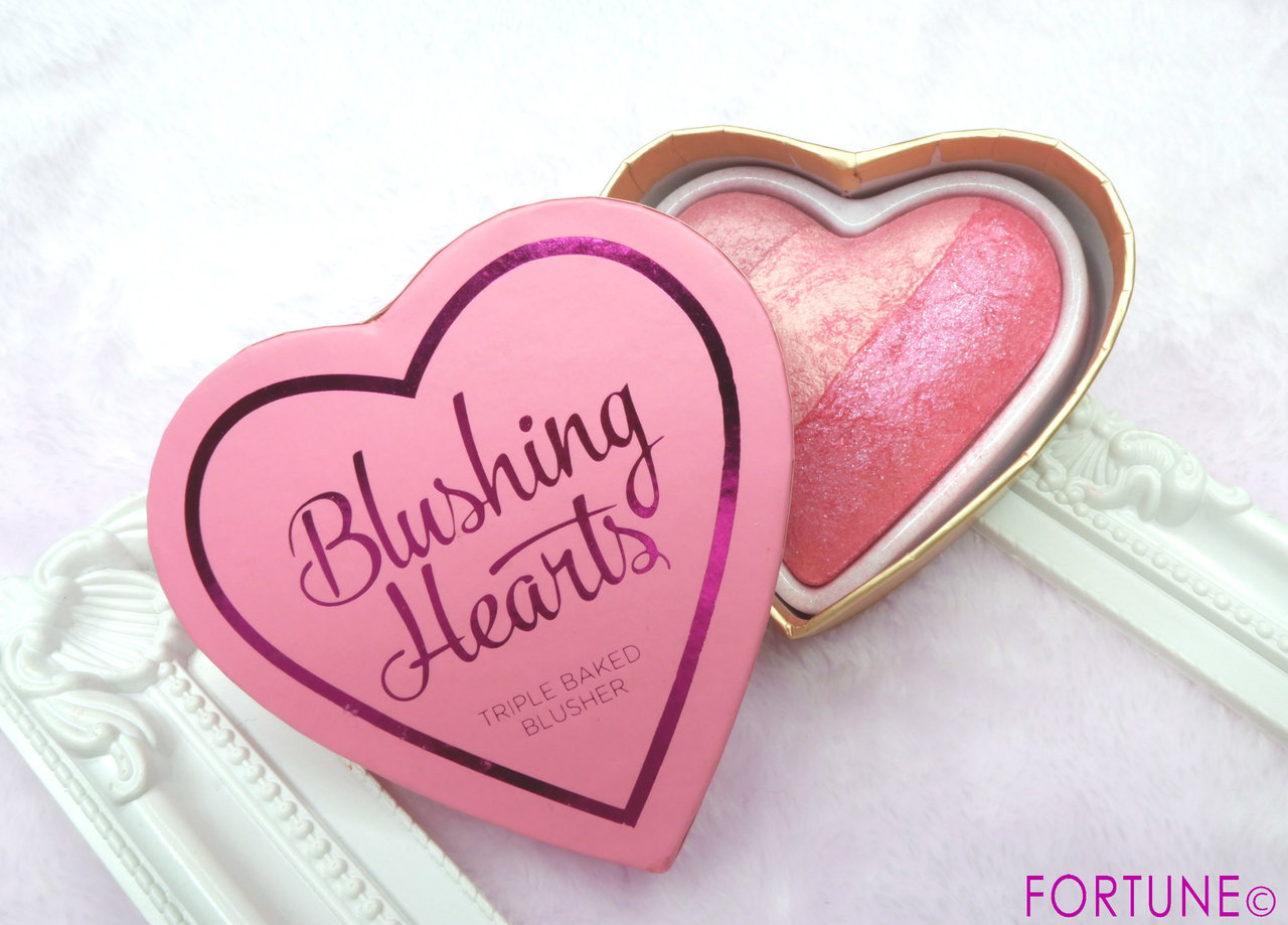 メイクアップレボリューション　ブラッシングハート ハートブラシャー