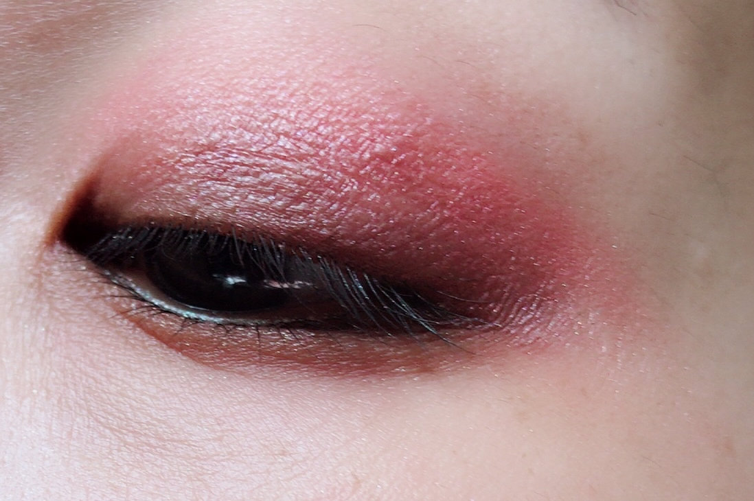 SUQQU アイシャドウ 12　幻光茜 アイメイク